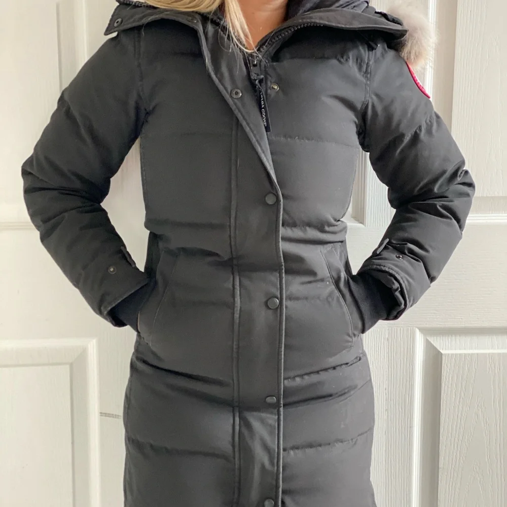 Canada Goose Shelburne Parka - Picture 5 of 8